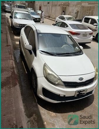 2017-kia-rio-in-excellent-condition-family-used-car-big-3