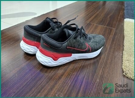 luxury-pre-loved-branded-designer-shoes-in-riyadh-big-3
