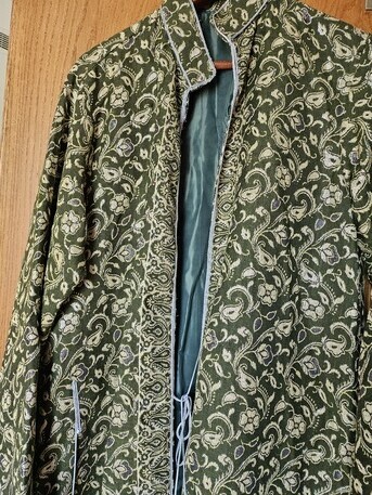 new-saudi-traditional-thobe-dekla-size-m-tall-big-0