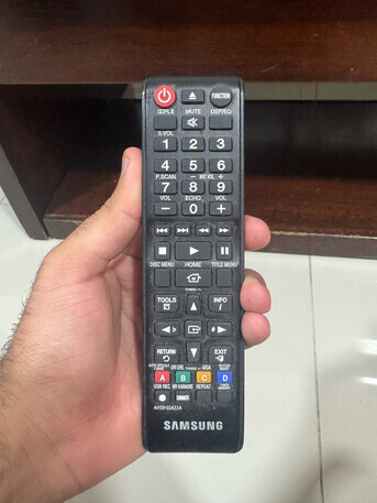 samsung-51-channel-home-theater-system-for-sale-excellent-condition-big-2