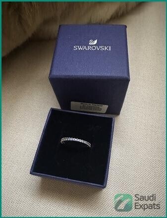 elegant-swarovski-rings-golden-blue-size-52-riyadh-big-2