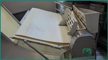 high-quality-bakery-machinery-display-furniture-for-sale-in-dammam-big-3