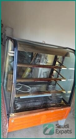 high-quality-bakery-machinery-display-furniture-for-sale-in-dammam-big-1