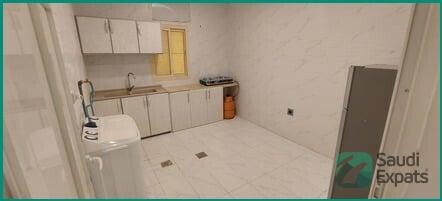 affordable-furnished-2bhk-family-flat-in-jubail-near-khonaini-hospital-big-4