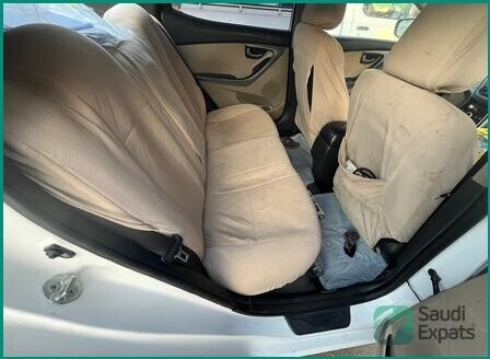 hyundai-elantra-2014-for-sale-in-riyadh-big-4
