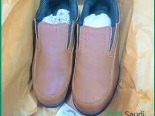 new-redwing-safety-shoes-size-44-discounted-price