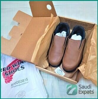 new-redwing-safety-shoes-size-44-discounted-price-big-1