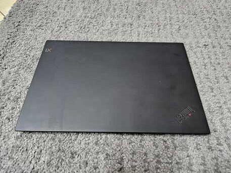 lenovo-thinkpad-x1-carbon-8th-gen-touchscreen-laptop-intel-core-i7-big-2