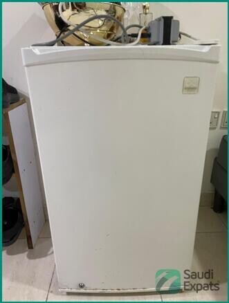 affordable-daewoo-refrigerator-perfect-for-small-families-big-3