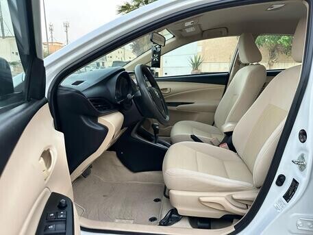 for-sale-2022-toyota-yaris-excellent-condition-first-owner-big-3