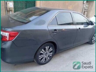 2013-toyota-camry-for-sale-in-jubail