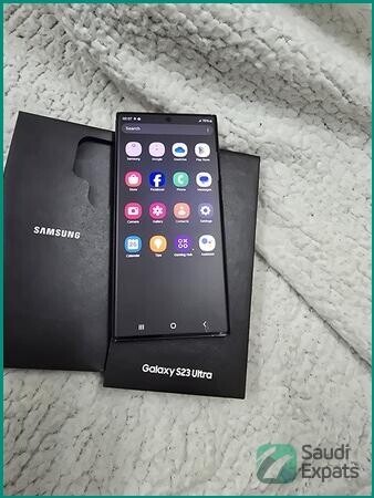 samsung-galaxy-s23-ultra-256gb-with-12gb-ram-for-sale-in-khobar-big-2