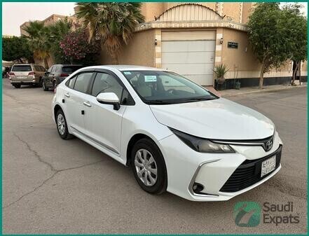 2022-toyota-corolla-xli-15-excellent-condition-first-owner-big-0