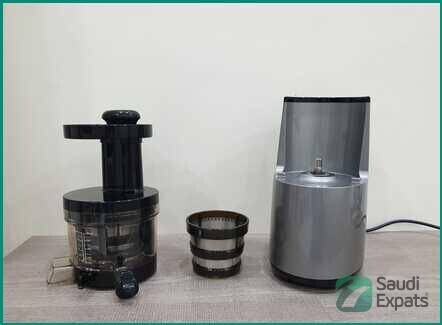 hurom-slow-juicer-for-sale-in-jeddah-like-new-made-in-korea-big-2