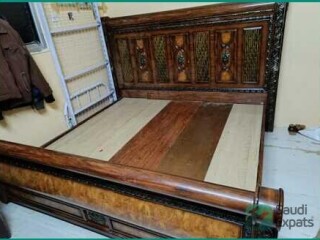 affordable-king-size-bed-and-lg-fridge-for-sale-in-hara