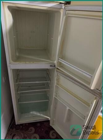 for-sale-tcl-double-door-fridge-160l-great-condition-big-0