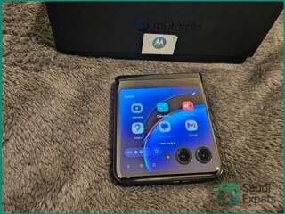 motorola-razr-40-ultra-5g-256gb-infinite-black-like-new