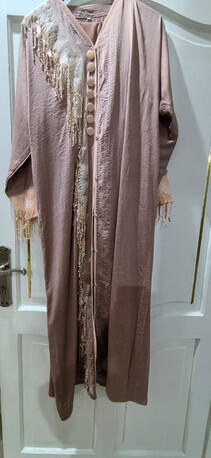 like-new-abaya-for-sale-jeddah-big-0