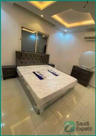 modern-bedroom-furniture-set-for-sale-in-jeddah-big-0