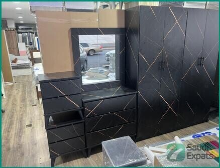 modern-bedroom-furniture-set-for-sale-in-jeddah-big-1