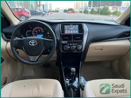 2021-toyota-yaris-y-for-sale-in-al-rawdah-big-4