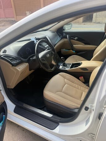 2014-hyundai-azera-for-sale-in-riyadh-excellent-condition-big-3