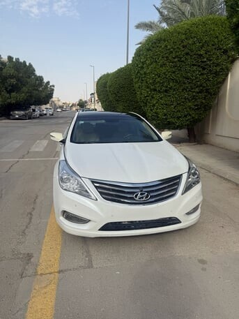 2014-hyundai-azera-for-sale-in-riyadh-excellent-condition-big-1