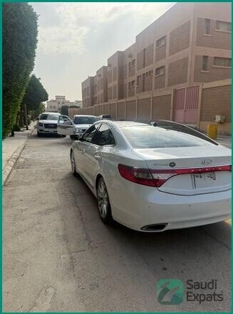 2014-hyundai-azera-for-sale-in-riyadh-excellent-condition-big-4