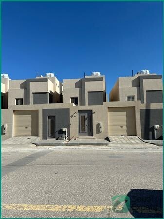 spacious-family-villa-for-rent-in-al-khobar-al-aziziah-375-sqm-big-0