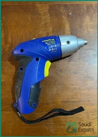 used-goodyear-screw-driver-portable-machine-for-sale-in-jubail-big-1