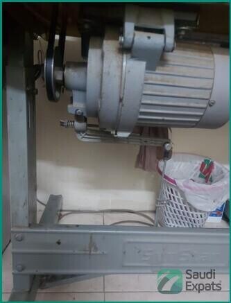 high-quality-sewing-machine-excellent-condition-in-dammam-big-1