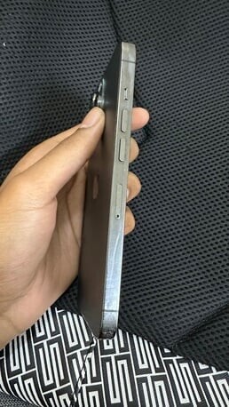 apple-iphone-13-pro-256-gb-for-sale-in-jubail-big-3