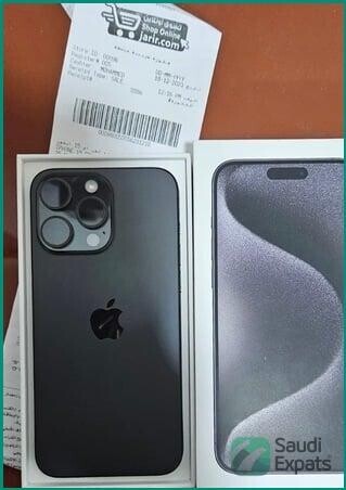 iphone-15-pro-max-256gb-black-titanium-saudi-warranty-big-4