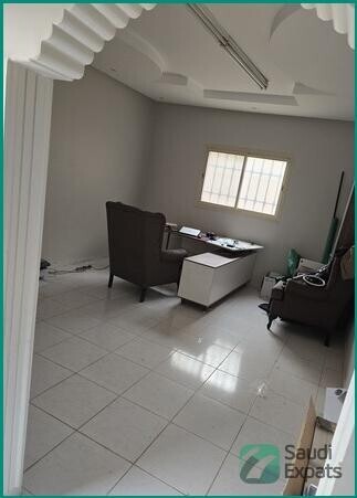 spacious-3-bedroom-villa-in-riyadh-available-june-big-4
