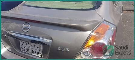 2011-nissan-altima-for-sale-in-azizia-big-0