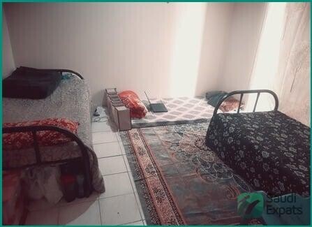 bed-space-for-professionals-near-national-museum-metro-available-july-2025-big-0