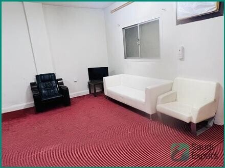 spacious-family-flat-in-batha-gurabi-2-bedrooms-big-hall-sar-2200-big-2