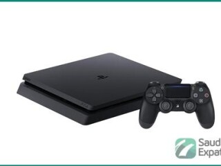playstation-4-jet-black-500gb-for-sale-in-yanbu