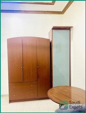 furnished-executive-bachelor-room-in-prime-riyadh-location-sar-2250month-big-2