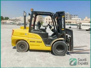 5-ton-forklift-rental-available-in-jubail