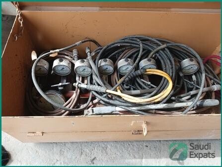 hydraulic-manifold-made-in-uk-for-sale-in-dammam-big-1