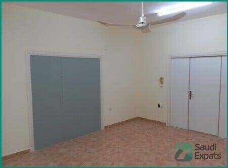 affordable-semi-furnished-room-with-ac-and-private-washroom-in-jeddah-big-2