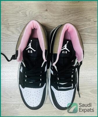 new-adidas-yeezy-nike-shoes-for-sale-in-riyadh-big-3