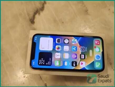 apple-iphone-xs-512gb-gold-for-sale-great-condition-big-0