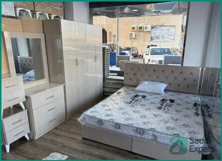 elegant-king-size-bedroom-set-spacious-cabinet-included-big-2