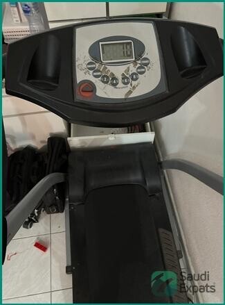 affordable-treadmill-in-al-rehab-great-condition-big-0