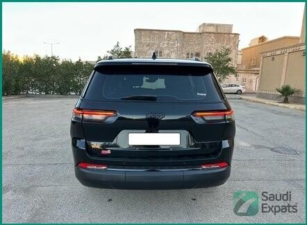 2023-jeep-grand-cherokee-excellent-condition-low-mileage-big-4