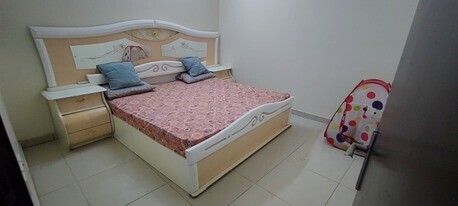king-size-bed-mattress-and-cupboard-in-good-condition-riyadh-big-1
