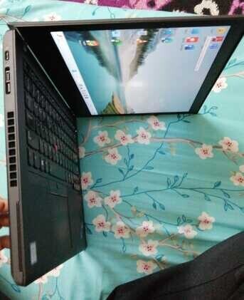 lenovo-thinkpad-8th-gen-i7-touchscreen-laptop-for-sale-in-riyadh-big-2