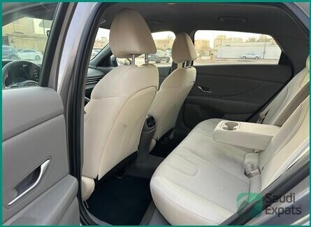 2023-hyundai-elantra-in-riyadh-excellent-condition-big-3
